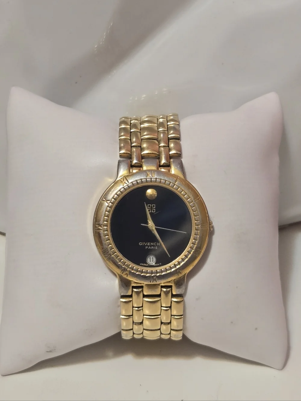 GUC Vintage Givenchy Gold Tone Black Dial Ladies Watch